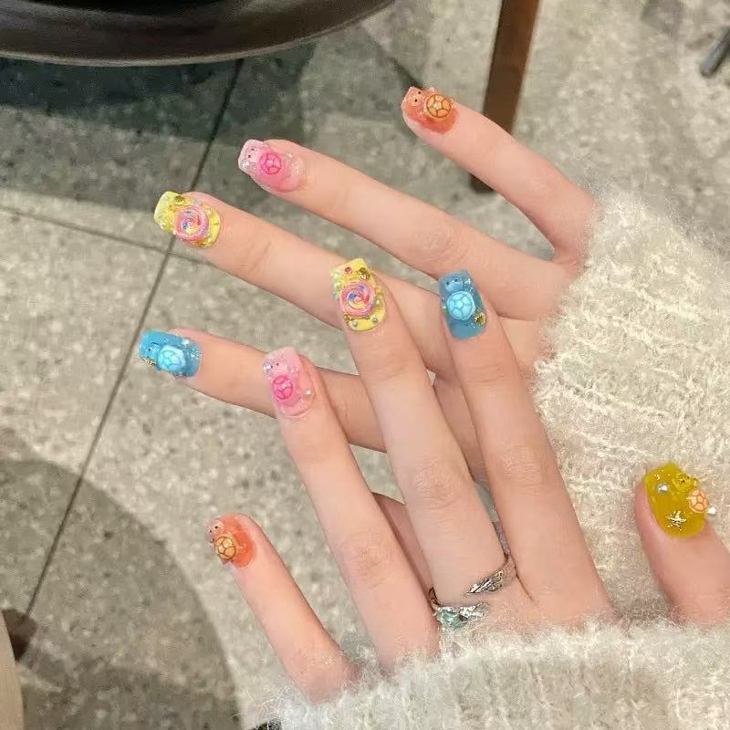 Nail Art Emerald - 100 Mini Turtle Resin Berwarna-warni, Cabochon