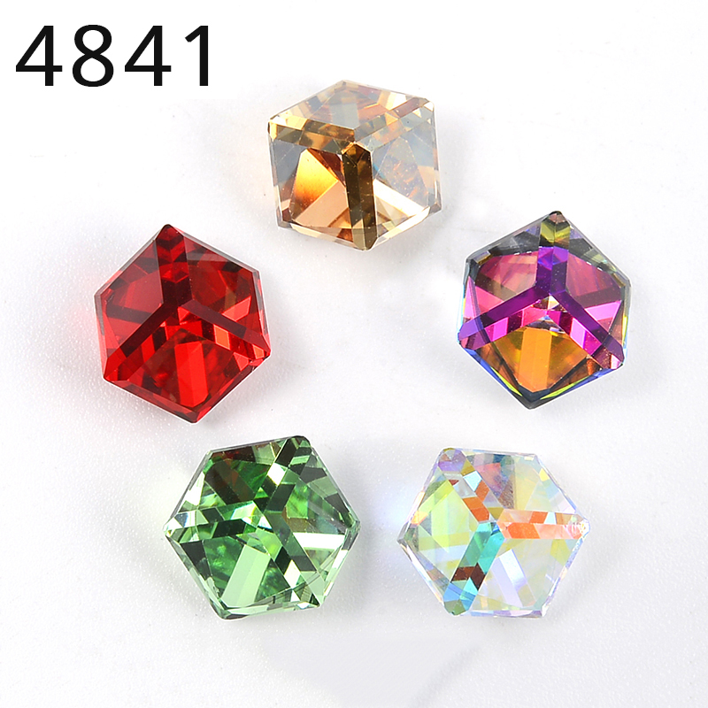 Nail Art Emerald - (1 Buah) 4841 Kubus Batu Mewah